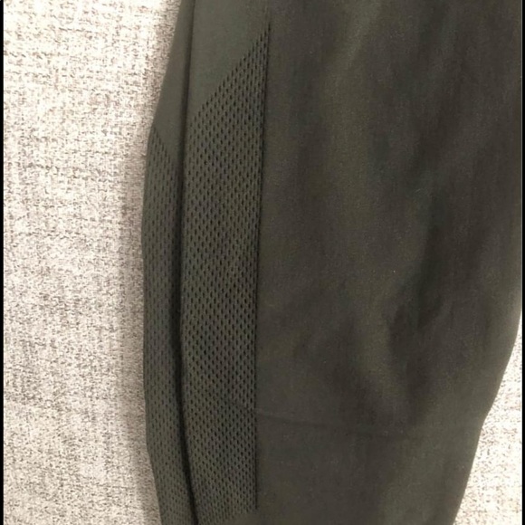 Lululemon Army Green Leggings - Picture 4 of 4